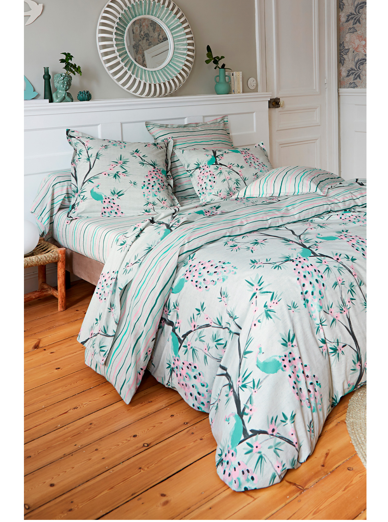 Linge de lit motif paons et feuillage